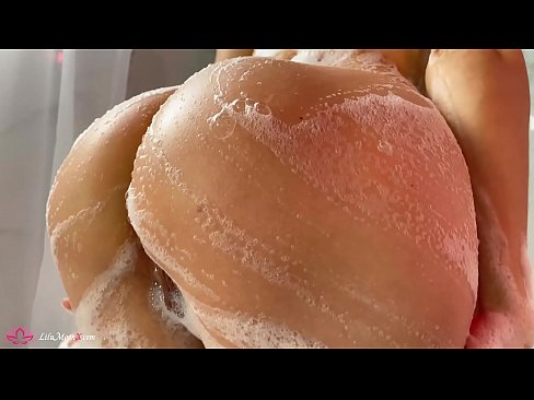 ❤️ Brunette, Duşda Güclü Orgazm Vermək üçün Vibratorla Pişiyi Mastürbasyon Etdirir Porno pornoda az.sayhentai.ru ❌